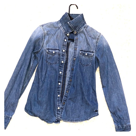 Denim jacket - Picture 1 of 5